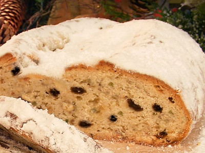 Schokomandelstollen